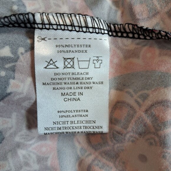 Zennilo Mandala Print Top Blouse Size Small - Picture 7 of 7